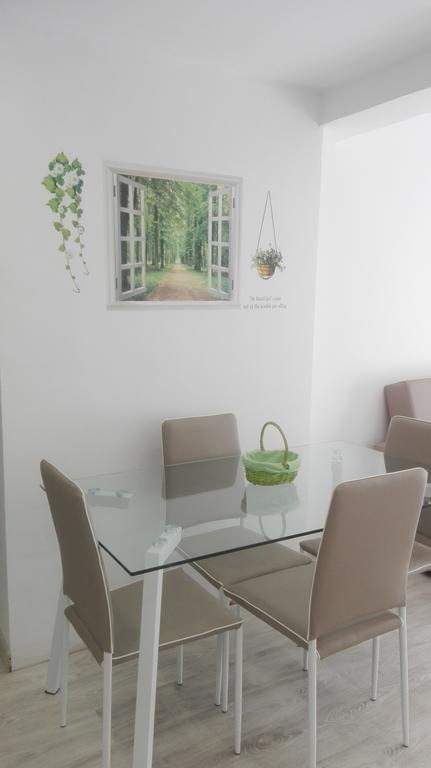 Apartamento Jardin De Ayora Valencia Exterior photo